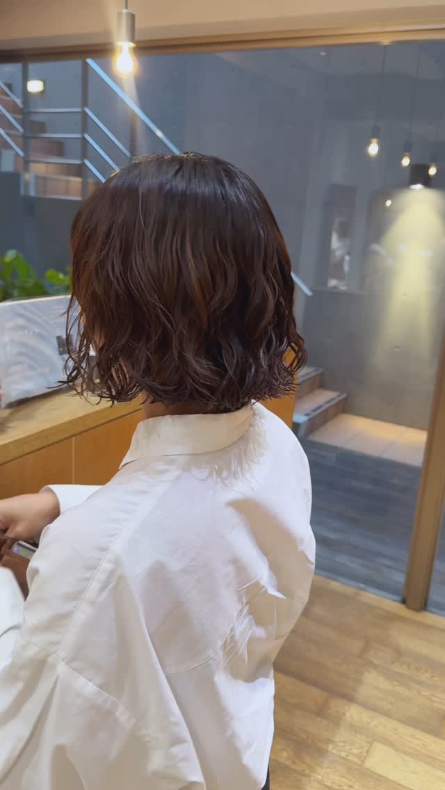 東京 表参道・銀座にあるパーマが得意な美容室 apish（アピッシュ）